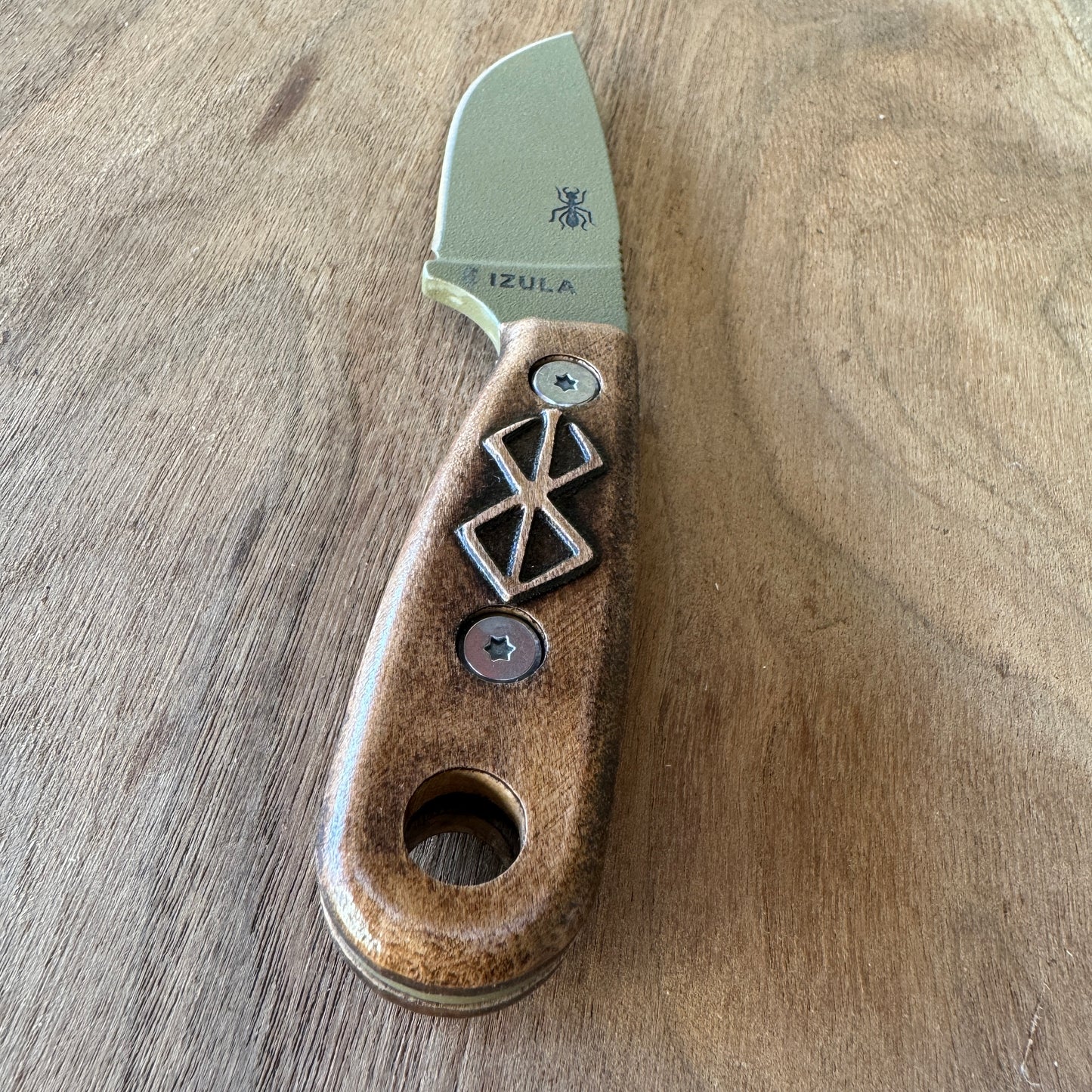 Norserune handles/scales for ESEE Izula