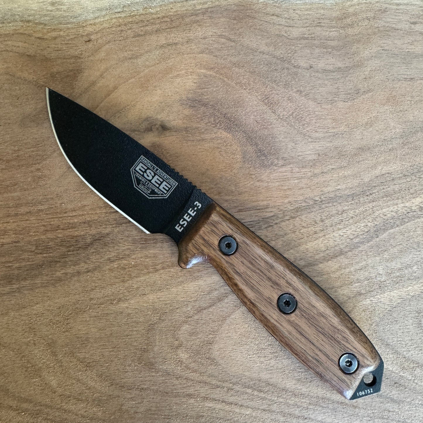 Walnut handles / scales for ESEE-3/4