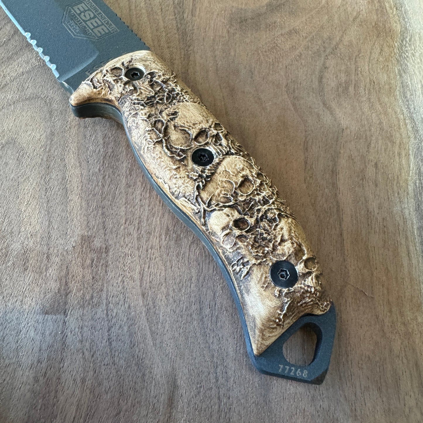 Graveguard handles / scales for ESEE-5/6