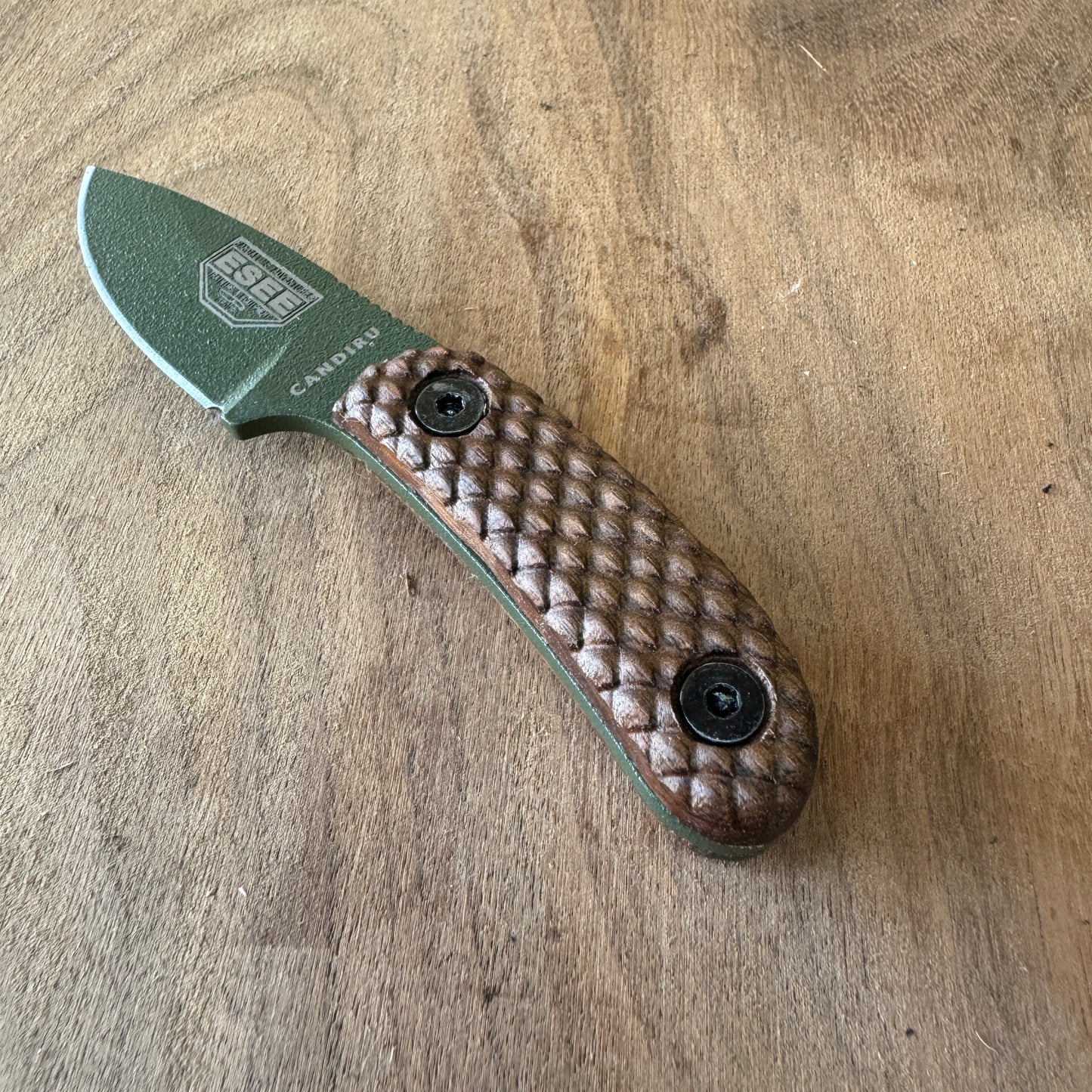 Dragonskin handles/scales for ESEE Candiru