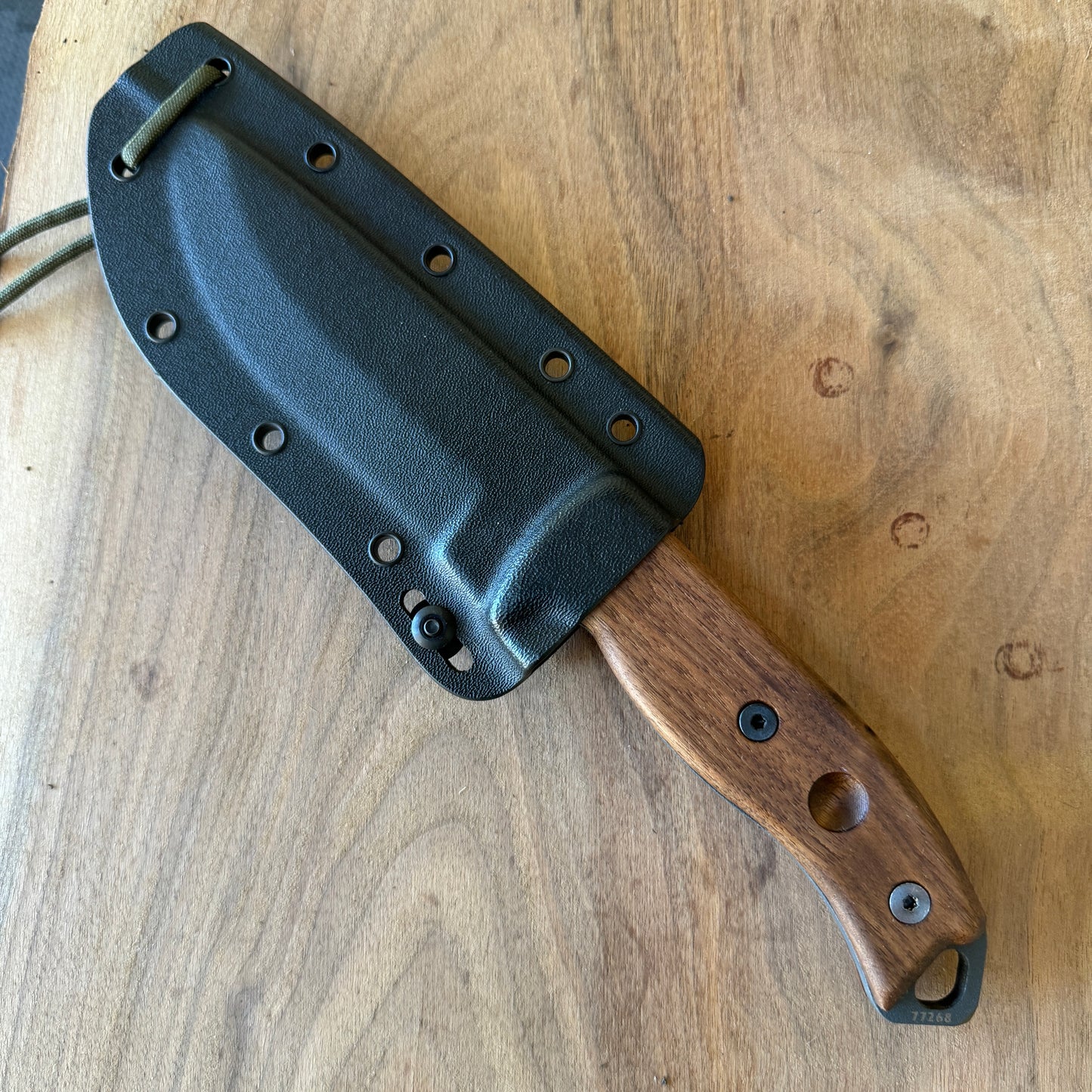 Walnut handles/scales for ESEE-5/6