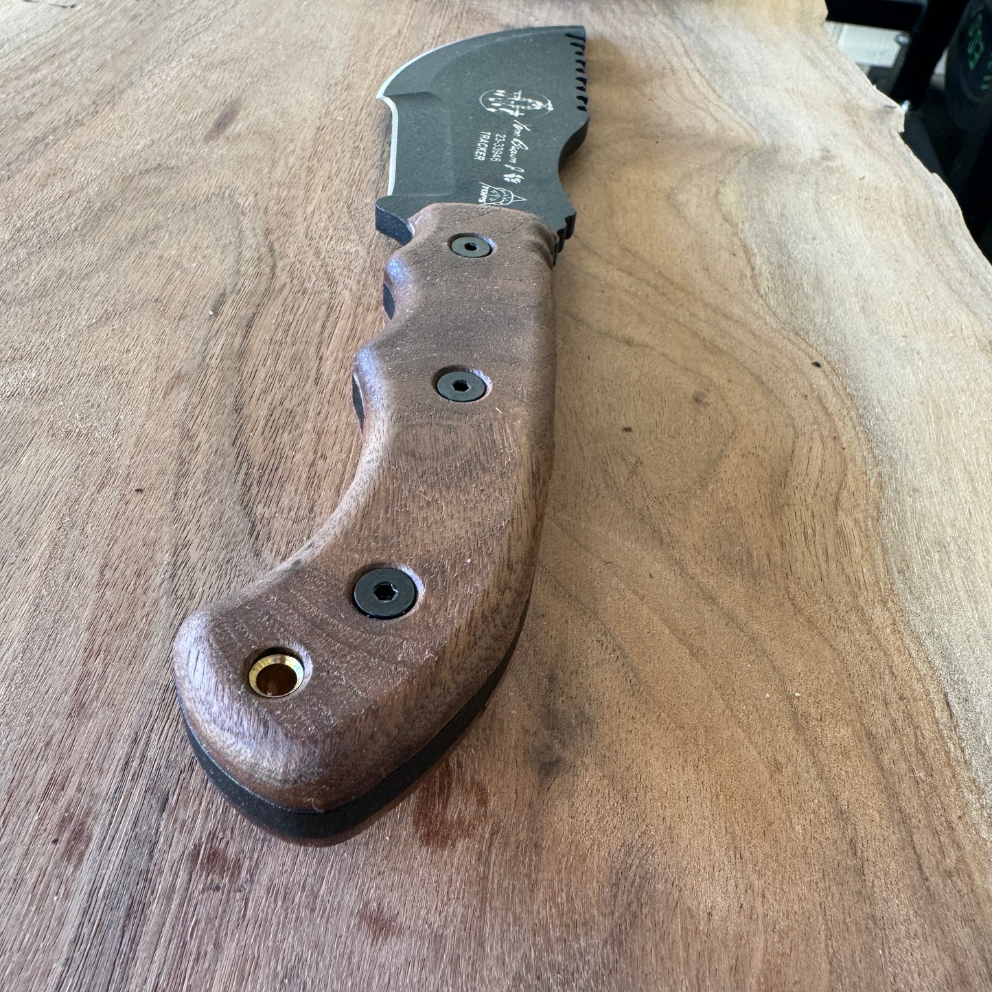 Walnut handles / scales for TOPS Tom Brown Tracker #1