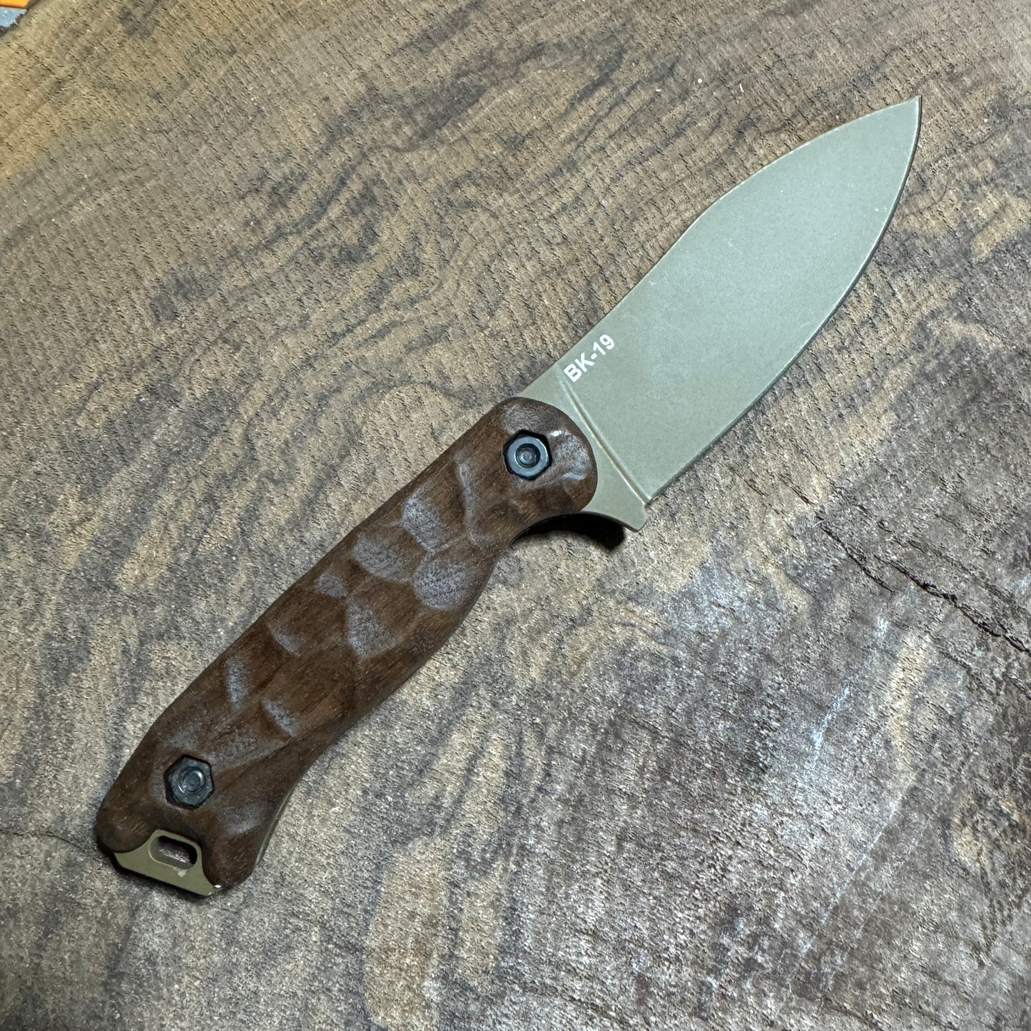 Royalcurl maple scales for Ka-Bar Becker bk-15,16,17,18,19, etc