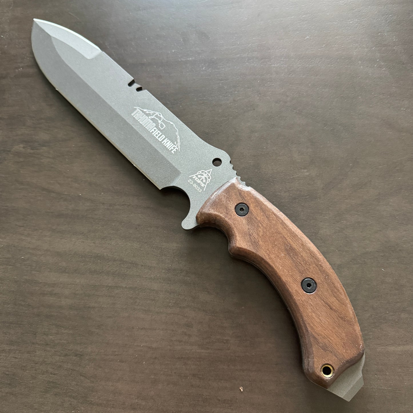 Walnut handles / scales for TOPS Tahoma